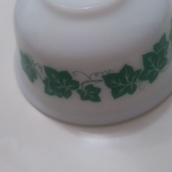 Hazel Atlas Milk Glass Bowl - Picture 3 of 5